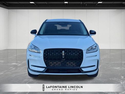 Certified 2024 Lincoln Corsair Reserve w/ Jet Appearance Package AWD/4WD image 8