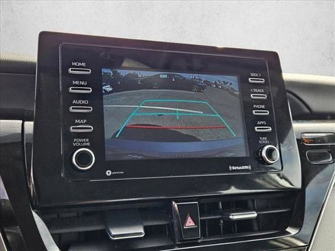 Used 2024 Toyota Camry SE FWD image 12