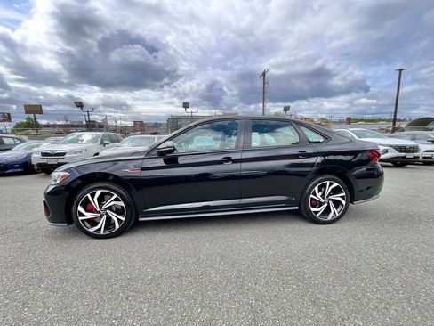 Used 2022 Volkswagen Jetta GLI Autobahn FWD image 5