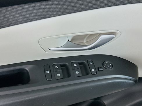 Used 2023 Hyundai Tucson SEL w/ Convenience Package image 13