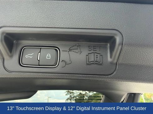 Used 2026 Ford Explorer ST-Line RWD image 11