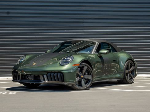 Certified 2026 Porsche 911 GTS RWD image 1