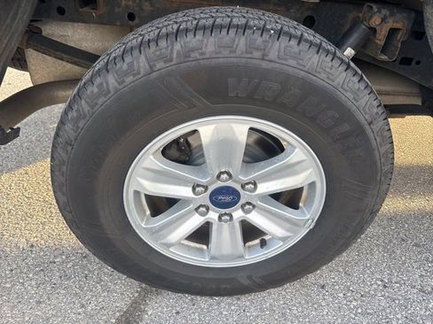 Used 2018 Ford F150 XL w/ Equipment Group 101A Mid image 17