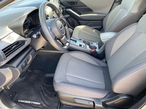 Used 2025 Subaru Crosstrek 2.0i AWD/4WD image 10