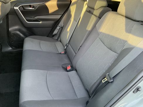 Used 2021 Toyota RAV4 XLE image 34