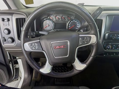Used 2018 GMC Sierra 1500 SLE w/ Suspension Package, Off-Road AWD/4WD image 13