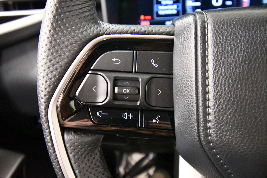 Used 2024 Toyota Tundra Limited AWD/4WD image 20