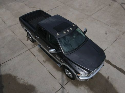 Used 2016 RAM 2500 Laramie w/ Convenience Group image 52