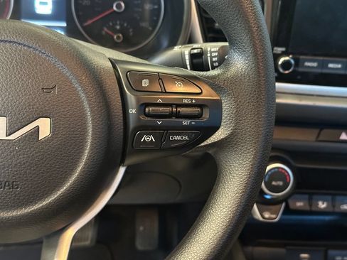 Used 2022 Kia Rio S w/ Technology Package FWD image 12