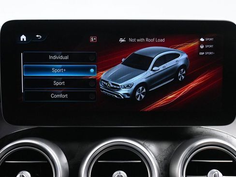 Used 2022 Mercedes-Benz GLC 300 4MATIC Coupe image 34