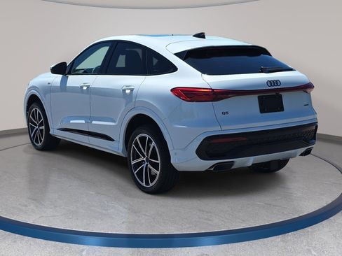 New 2026 Audi Q5 Premium Plus AWD/4WD image 6
