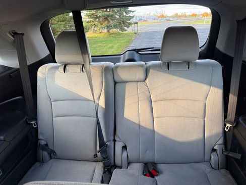 Used 2016 Honda Pilot EX image 8