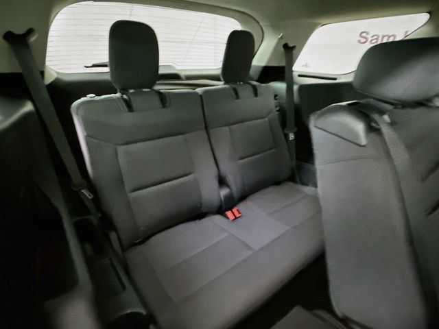 Used 2025 Ford Explorer Active AWD/4WD image 27