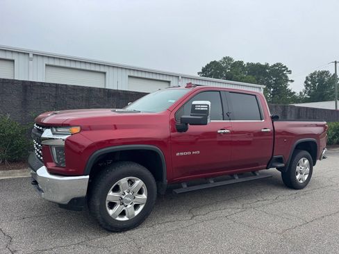 Used 2020 Chevrolet Silverado 2500 LTZ w/ LTZ Plus Package RWD image 2
