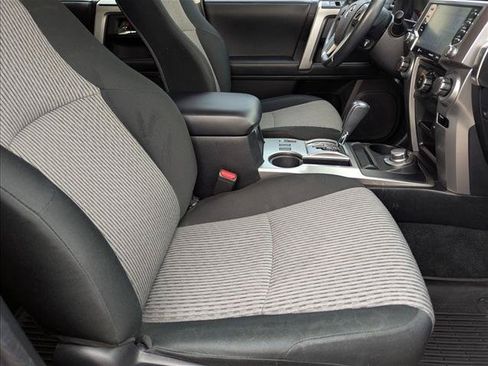Used 2022 Toyota 4Runner SR5 AWD/4WD image 20