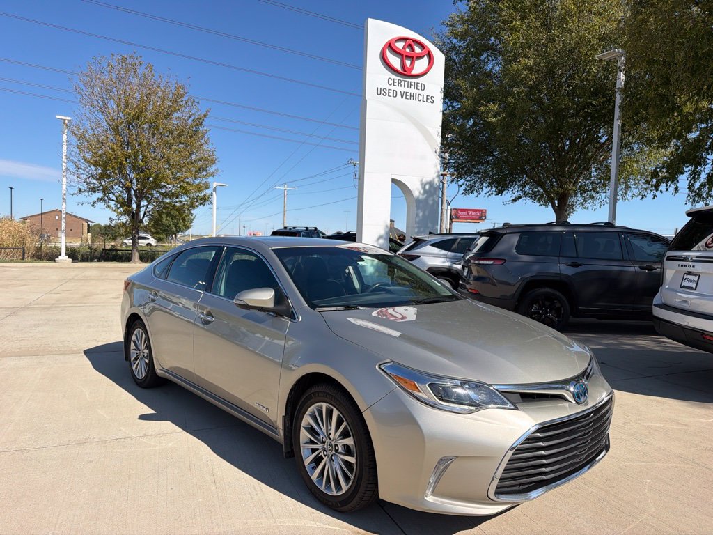 Certified 2017 Toyota Avalon Limited FWD image 1