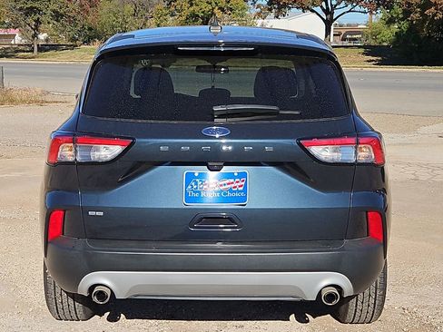 Used 2022 Ford Escape SE w/ Convenience Package image 9