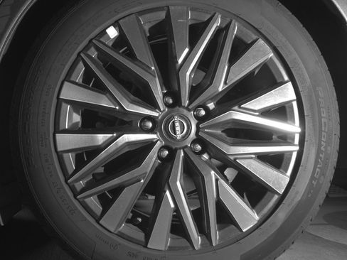 Used 2025 Nissan Altima 2.5 SV image 14