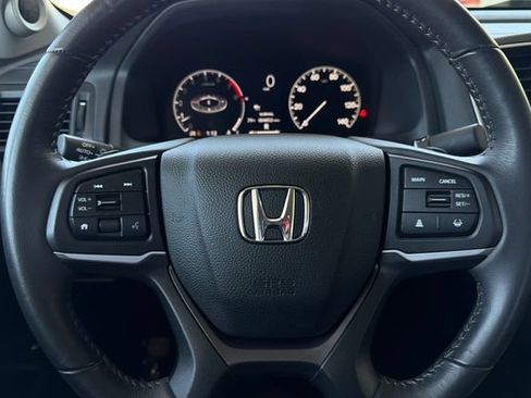 Certified 2025 Honda Ridgeline Sport image 26
