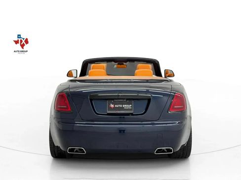 Used 2017 Rolls-Royce Dawn RWD image 58