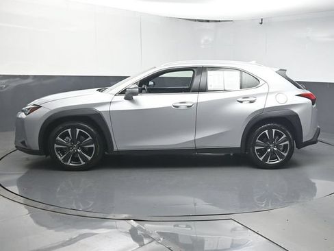 Used 2020 Lexus UX 200 w/ Premium Package FWD image 5