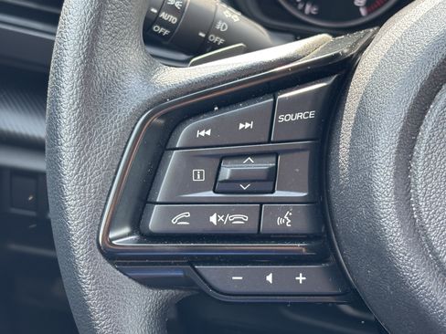 Used 2025 Subaru Crosstrek 2.5i Premium AWD/4WD image 19
