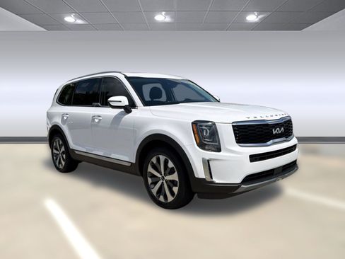 Used 2022 Kia Telluride S AWD/4WD image 7