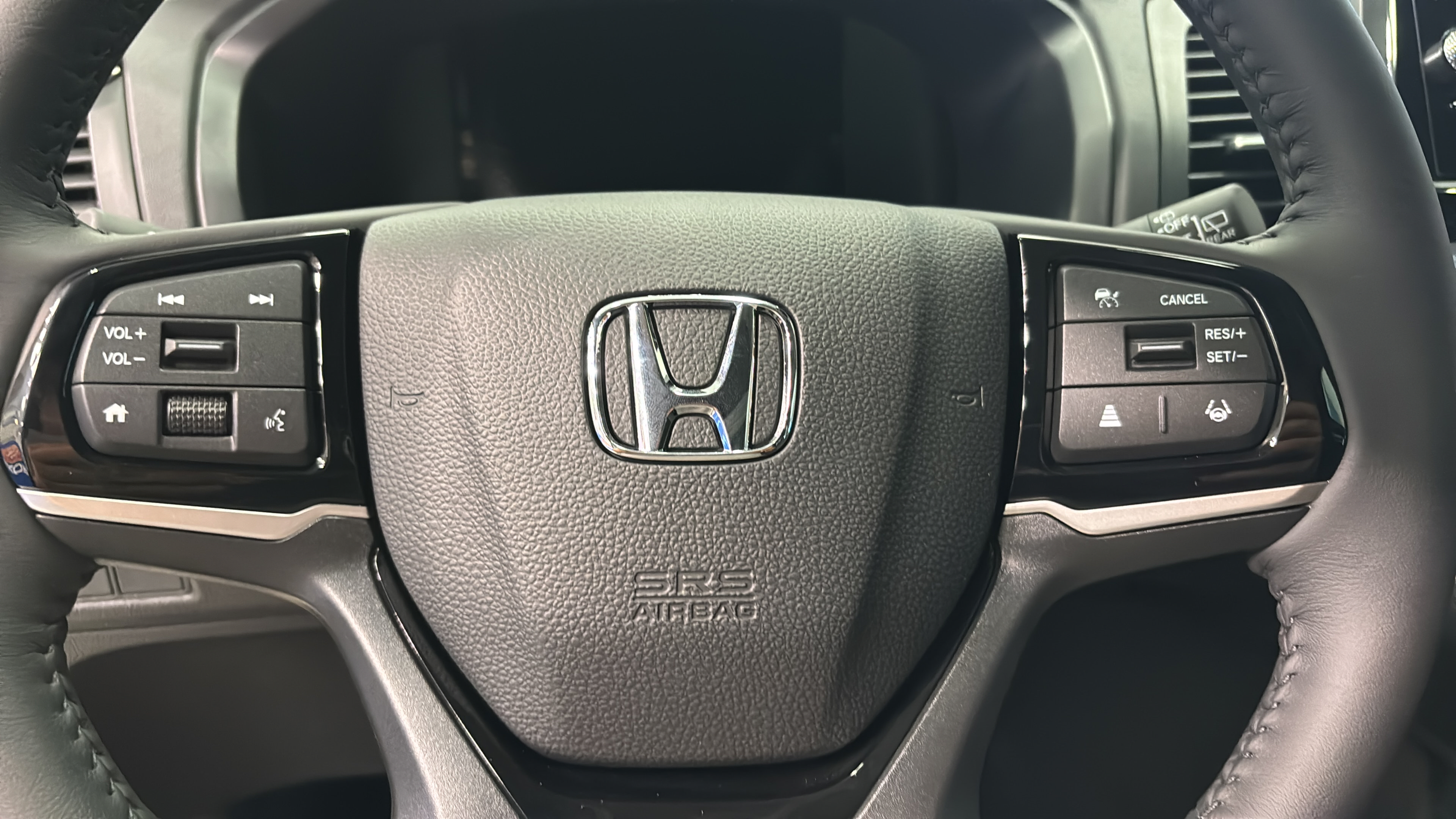 New 2026 Honda Odyssey Touring image 25