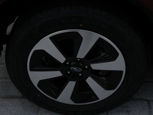 Used 2018 Subaru Forester 2.5i Premium w/ All-Weather Package image 44