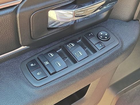 Used 2024 RAM 1500 Warlock AWD/4WD image 21