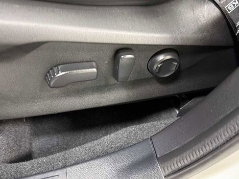 Used 2019 Subaru Forester Limited AWD/4WD image 14