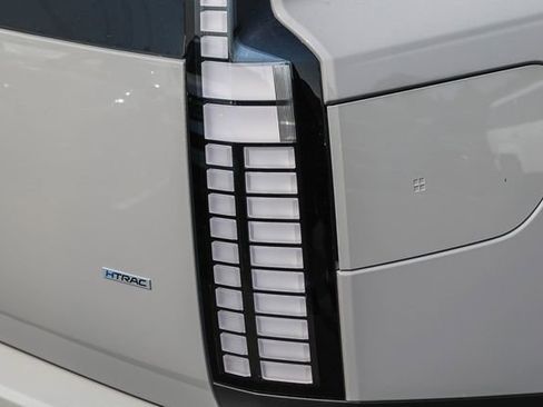 New 2026 Hyundai Ioniq 9 SE image 10