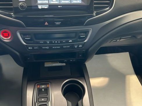 Used 2021 Honda Pilot Special Edition image 13
