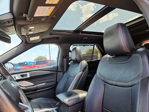Used 2020 Ford Explorer ST w/ ST Street Pack AWD/4WD image 7