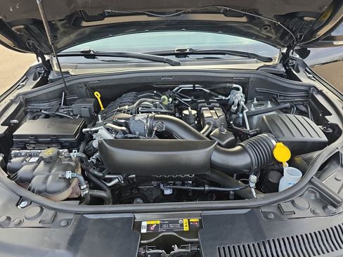 Used 2025 Dodge Durango GT AWD/4WD image 35