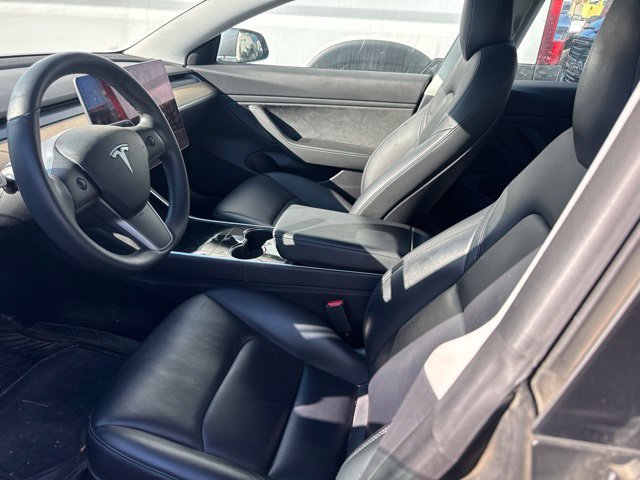 Used 2019 Tesla Model 3 Mid Range RWD image 7