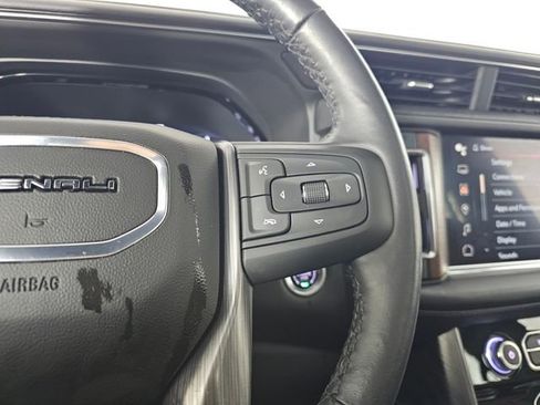 Used 2023 GMC Yukon XL Denali Ultimate AWD/4WD image 34