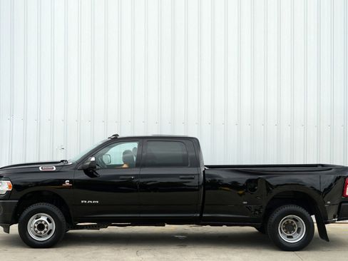 Used 2022 RAM 3500 Tradesman image 41