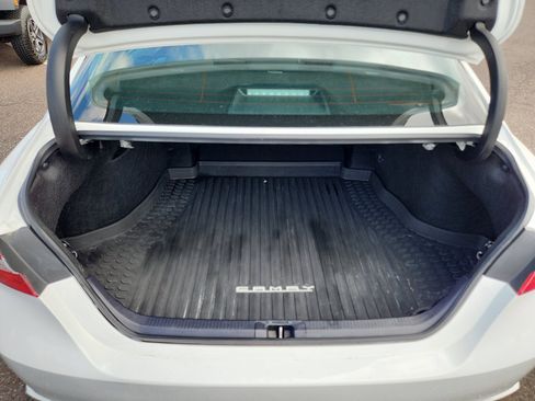 Used 2024 Toyota Camry SE AWD/4WD image 28