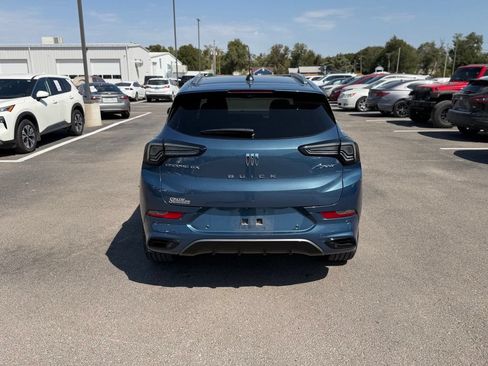 Used 2024 Buick Encore GX Avenir w/ Avenir Technology Package FWD image 5