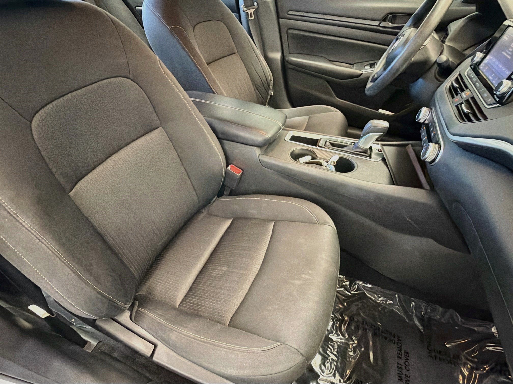 Used 2023 Nissan Altima 2.5 S FWD image 14