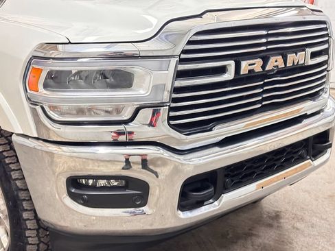 Used 2021 RAM 3500 Laramie AWD/4WD image 15
