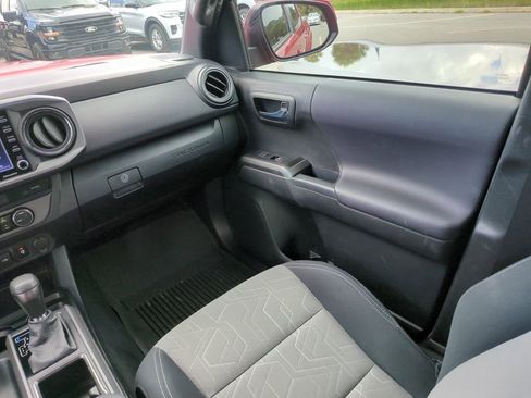 Used 2023 Toyota Tacoma TRD Sport w/ Advanced Technology Package AWD/4WD image 18