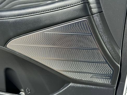 Used 2024 Hyundai Palisade Calligraphy image 25