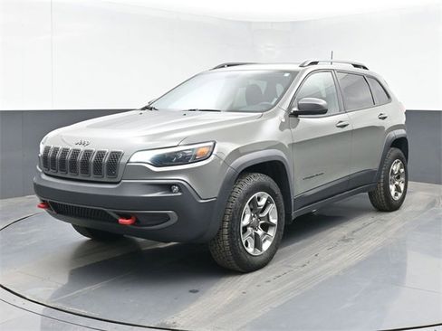 Used 2019 Jeep Cherokee Trailhawk w/ Comfort/Convenience Group image 5