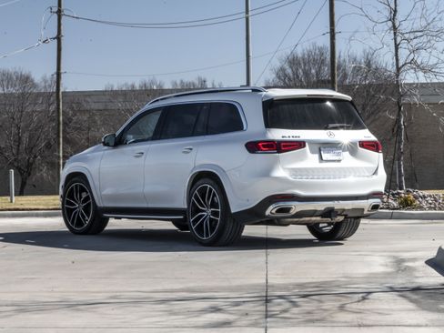 Used 2020 Mercedes-Benz GLS 580 4MATIC image 3