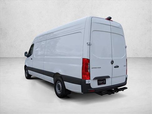 Used 2025 Mercedes-Benz Sprinter 2500 image 7