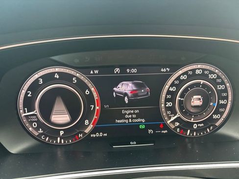 Used 2018 Volkswagen Tiguan SEL Premium image 15