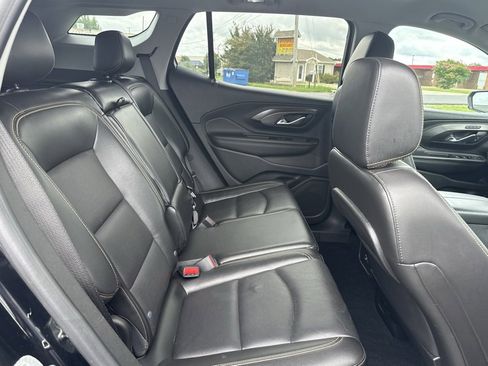 Used 2021 GMC Terrain SLT image 37