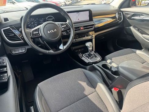 Certified 2024 Kia Seltos S FWD image 8